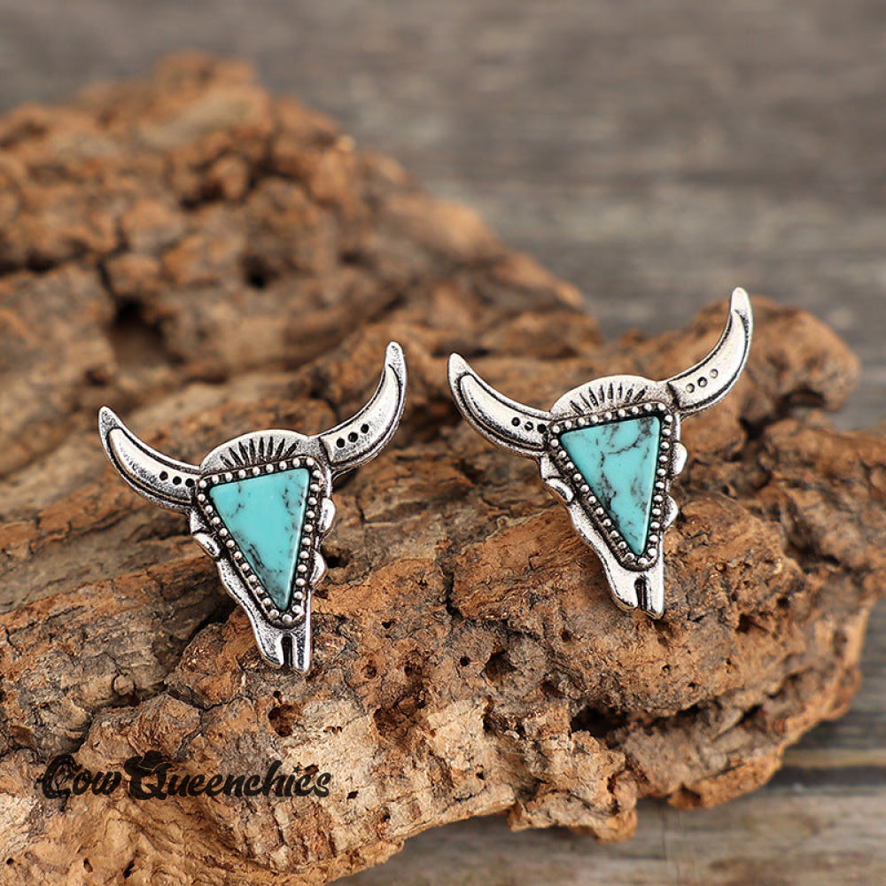 Bull&rsquo;s Head Turquoise Earrings type 1
