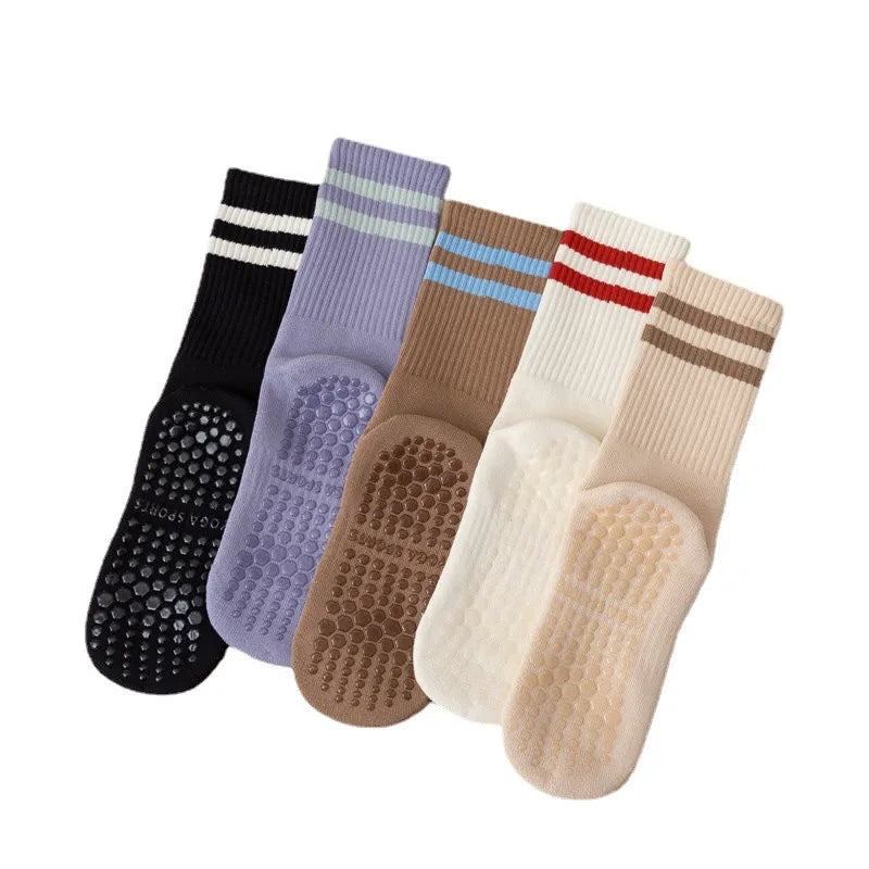 Autumn And Winter New Yoga Socks Solid Color Ladies Sports Socks Silicone Non-slip Terry Bottom Cotton Tube Socks Women