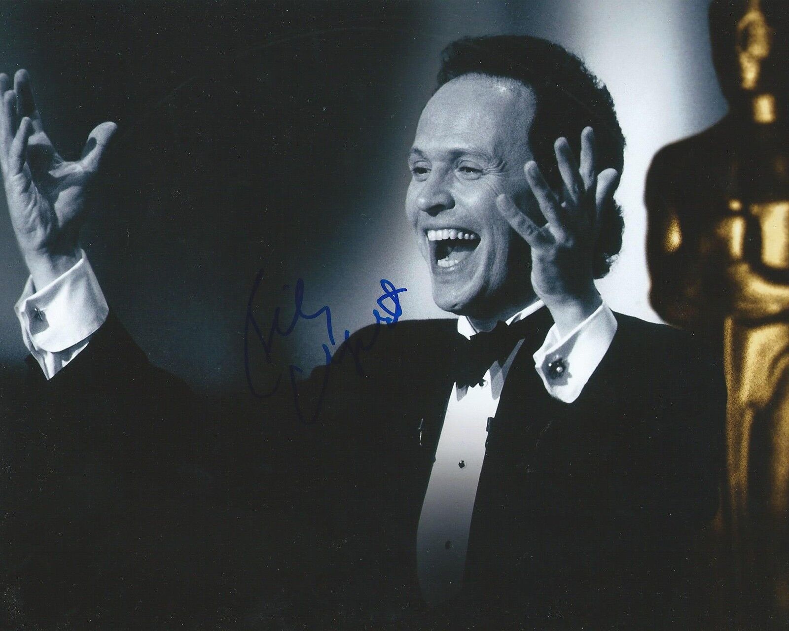 Billy Crystal *ACADEMY AWARD WINNER* Signed 8x10 Photo Poster painting AD2 COA GFA