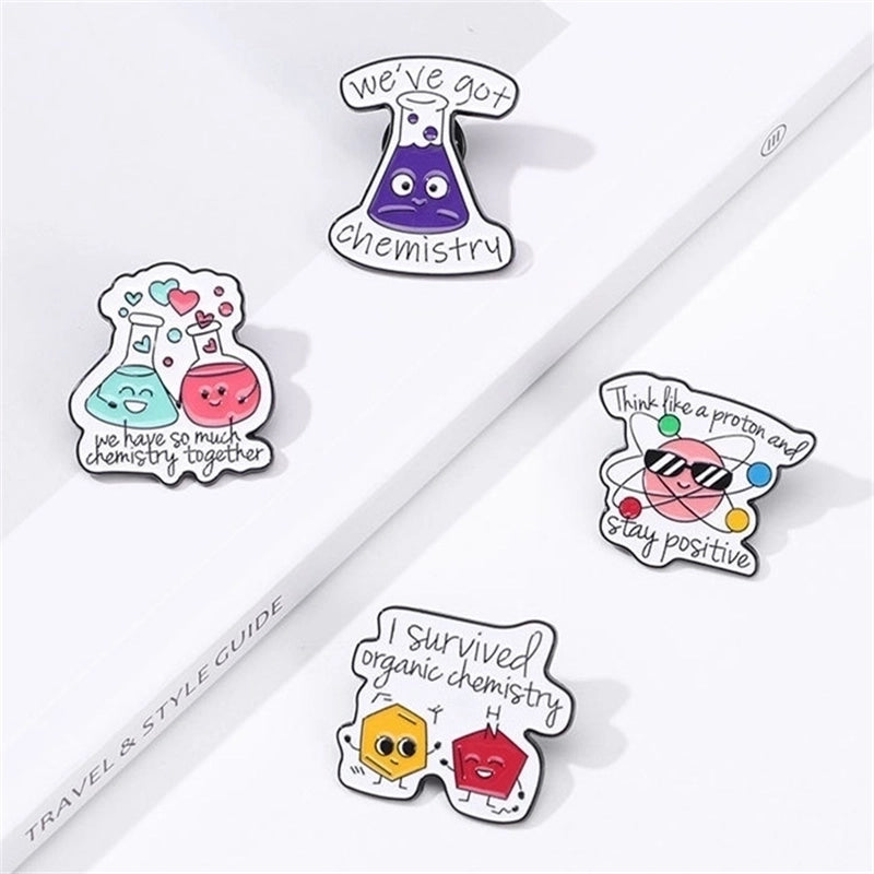 Preppy Style Minimalist Cartoon Alloy Stamping Stoving Varnish Plating Unisex Brooches
