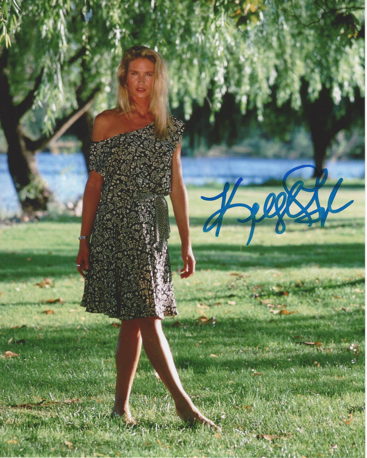 KELLY LYNCH SIGNED AUTHENTIC 'ROAD HOUSE' 8x10 MOVIE Photo Poster painting w/COA ACTRESS