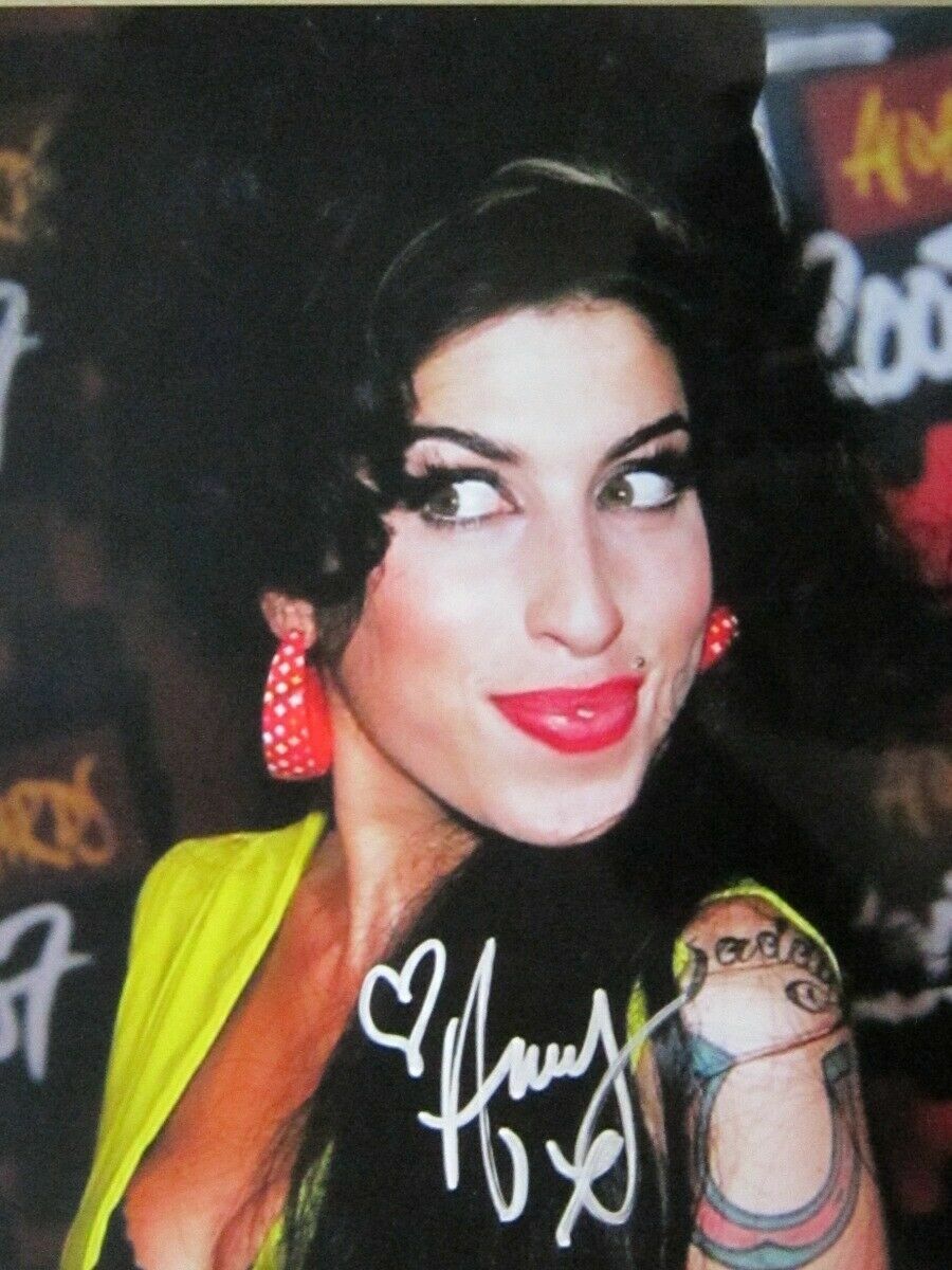 Amy Winehouse Autographed Signed 8x10 Photo Poster painting REPRINT