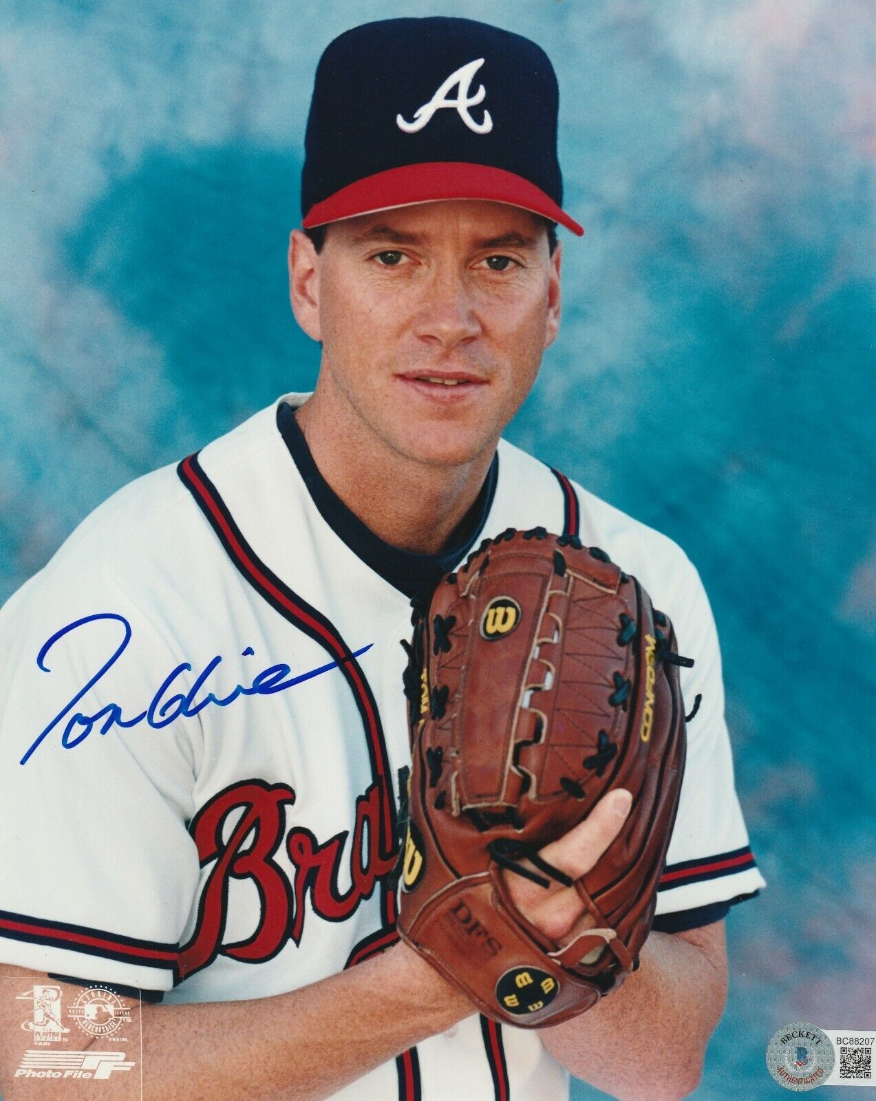 TOM GLAVINE Signed Atlanta BRAVES 8x10 Photo Poster painting w/ Beckett COA (BAS)