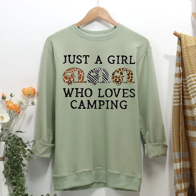 Just a girl who loves camping Women Casual Sweatshirt