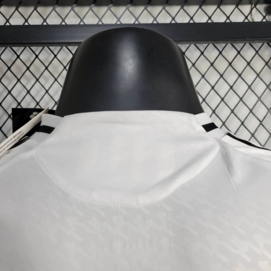 24/25 Real Madrid White Player Version Football T-Shirt Thai Quality