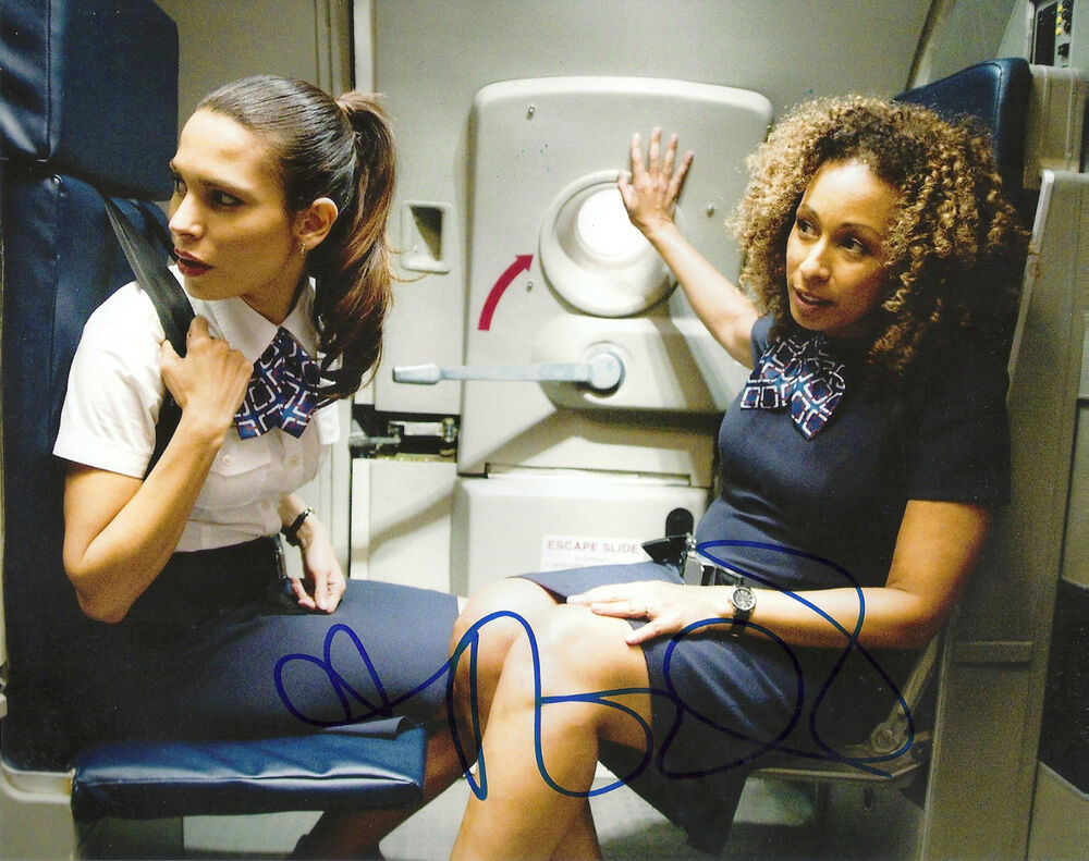 NADINE VELAZQUEZ 'FLIGHT' SIGNED 8X10 PICTURE *COA