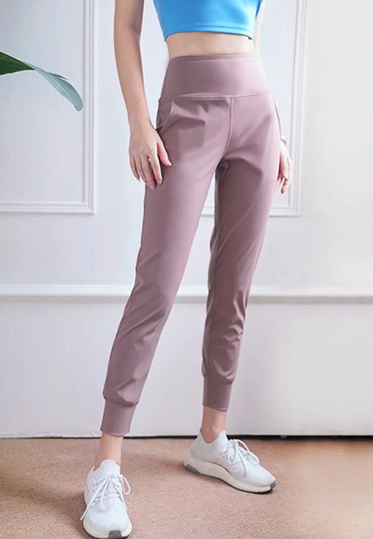 All-Day High-Rise Slim Cropped Jogger pants