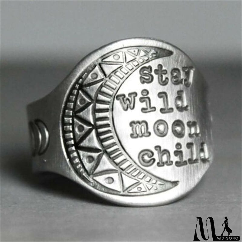 MidiSono - Ladies Retro Simple Disc Carved Moon Word Rings