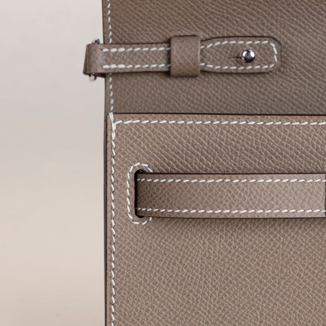 Kelly to go Epsom  CK18 Etoupe PHW