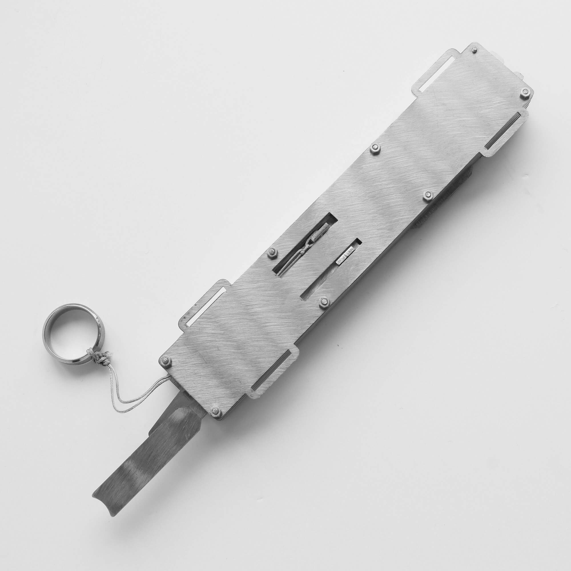 Hidden Blade Metal Ezio Hidden blade image 7
