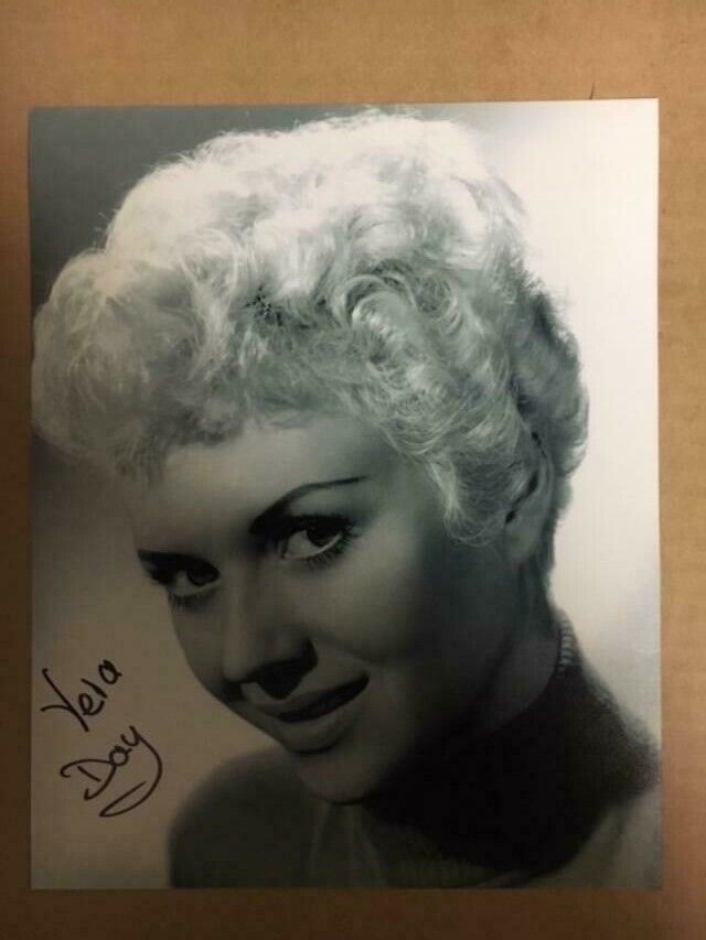 Vera Day Boldly Autographed 8x10 Photo Poster painting Auction House COA