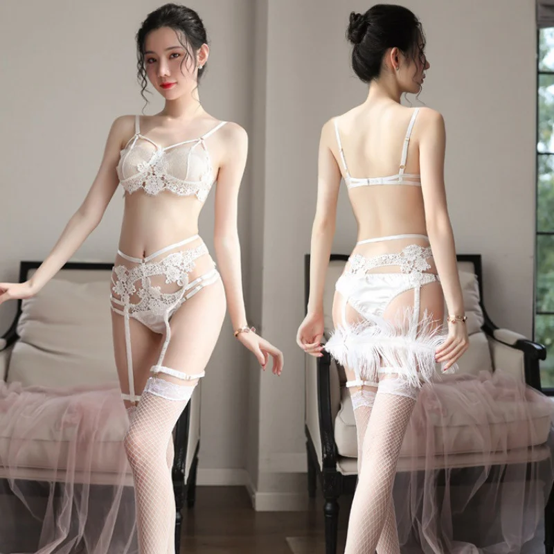 Uveng Sex Lingerie Lady Three-Point T-Shirt Stockings Lace Bra Set Garter Garter Garter Set