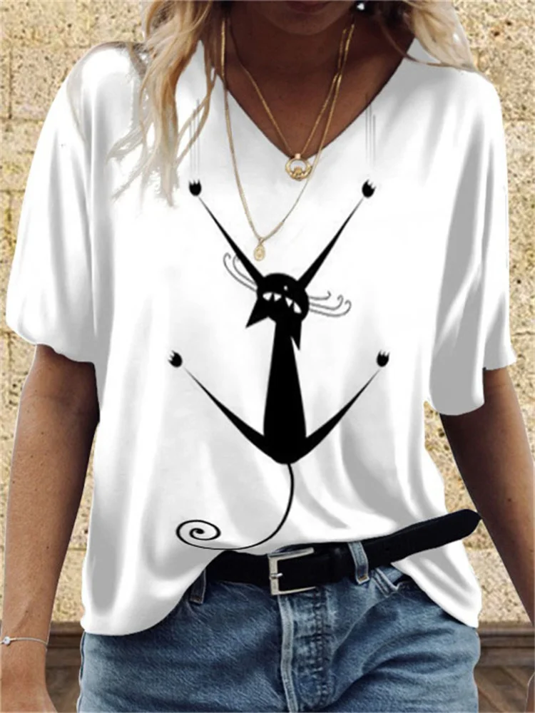 Black And White Cat Printed V Neck T Shirt