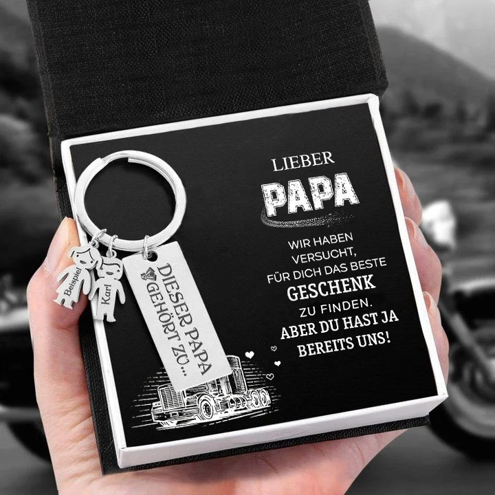 Personalisierter 2 Kinder Namen Schlüsselanhänger- Lieber Papa-Geschenk mit Nachrichtenkarte