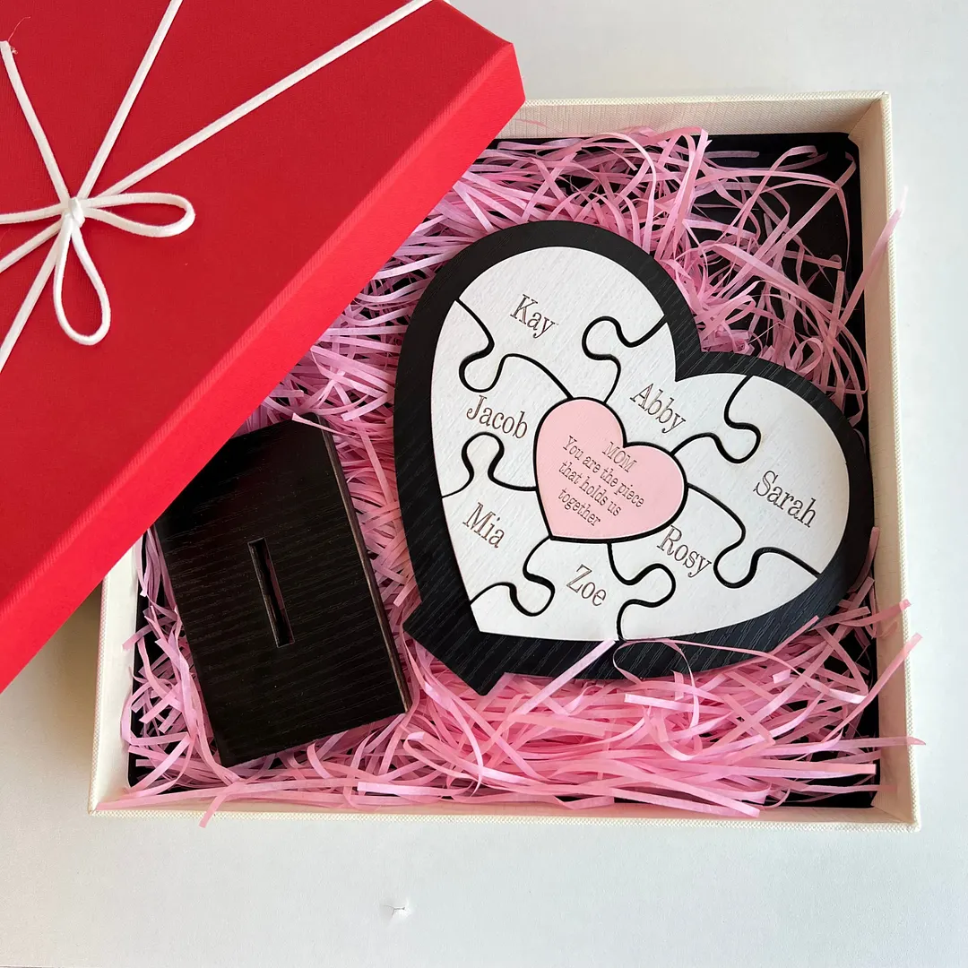 Personalized Family Heart Wooden Puzzle Frame Gift for Mom