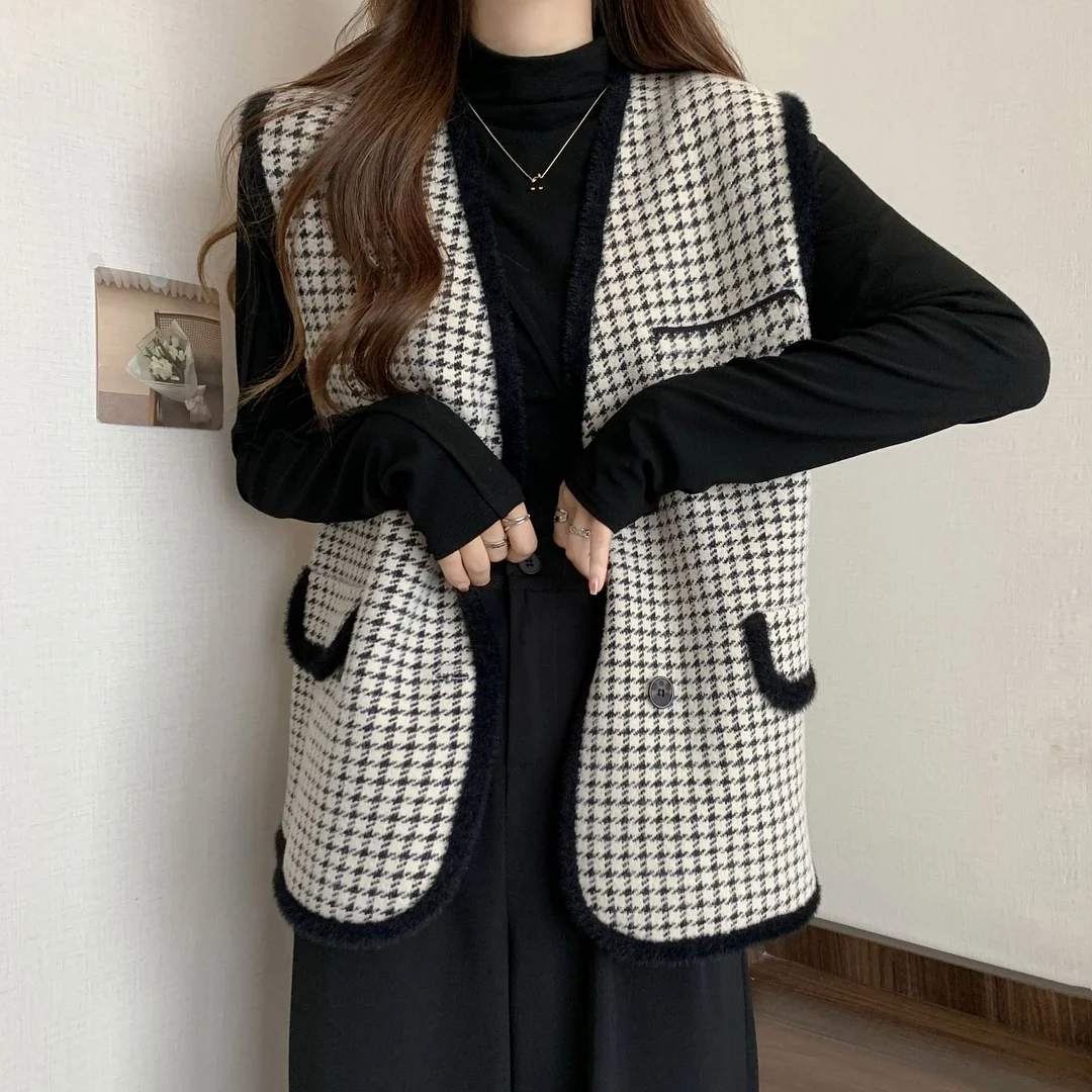 Toloer Toloer Fragrant Wind Big Size Fat MM Autumn Winter Light Ripe Vest Vest Fashionable Chic Foreign Style Straight Tube Fold Wear Thousand Bird Case Horse Clip-Outfit Ideas