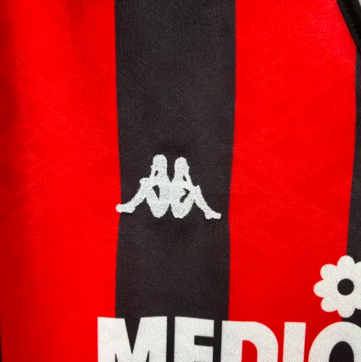 Retro AC Milan 89/90 Home football shirt