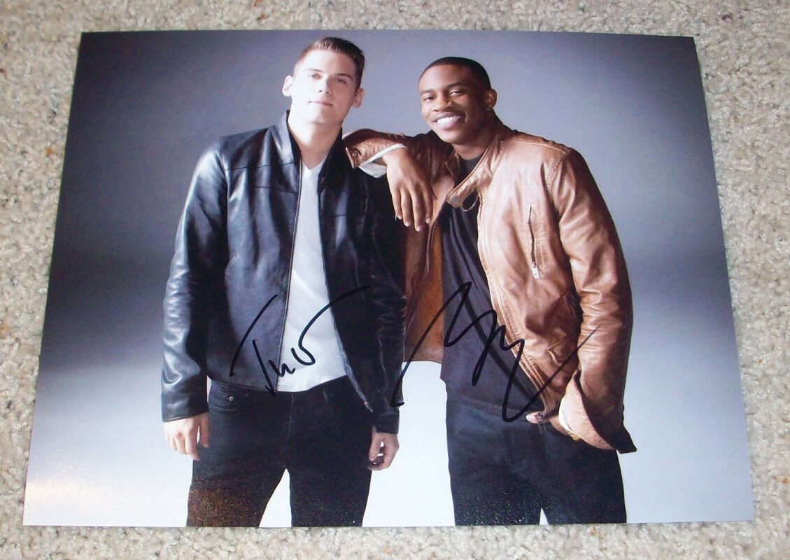 MKTO SIGNED AUTOGRAPH 8x10 Photo Poster painting w/PROOF MALCOLM KELLEY & TONY OLLER