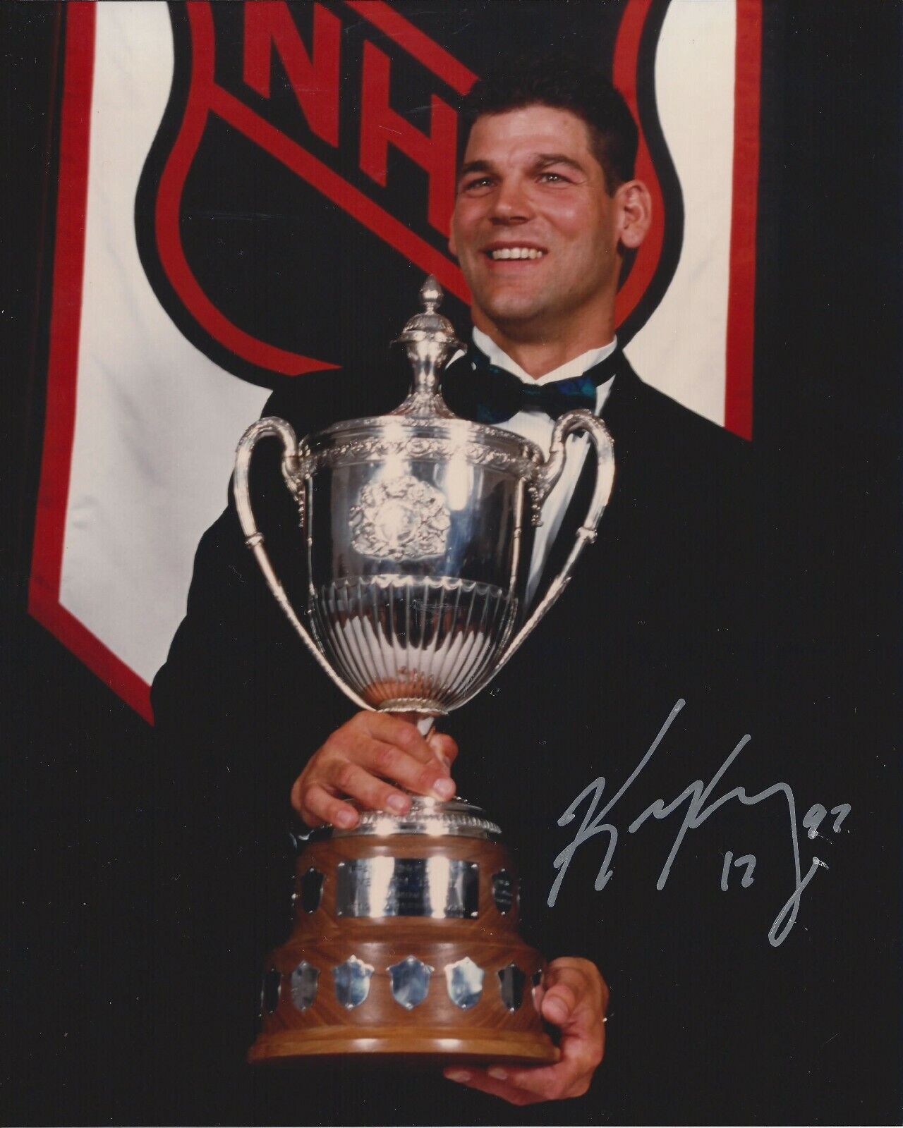 Kerry King Autographed 8x10 NHL AwardsA873