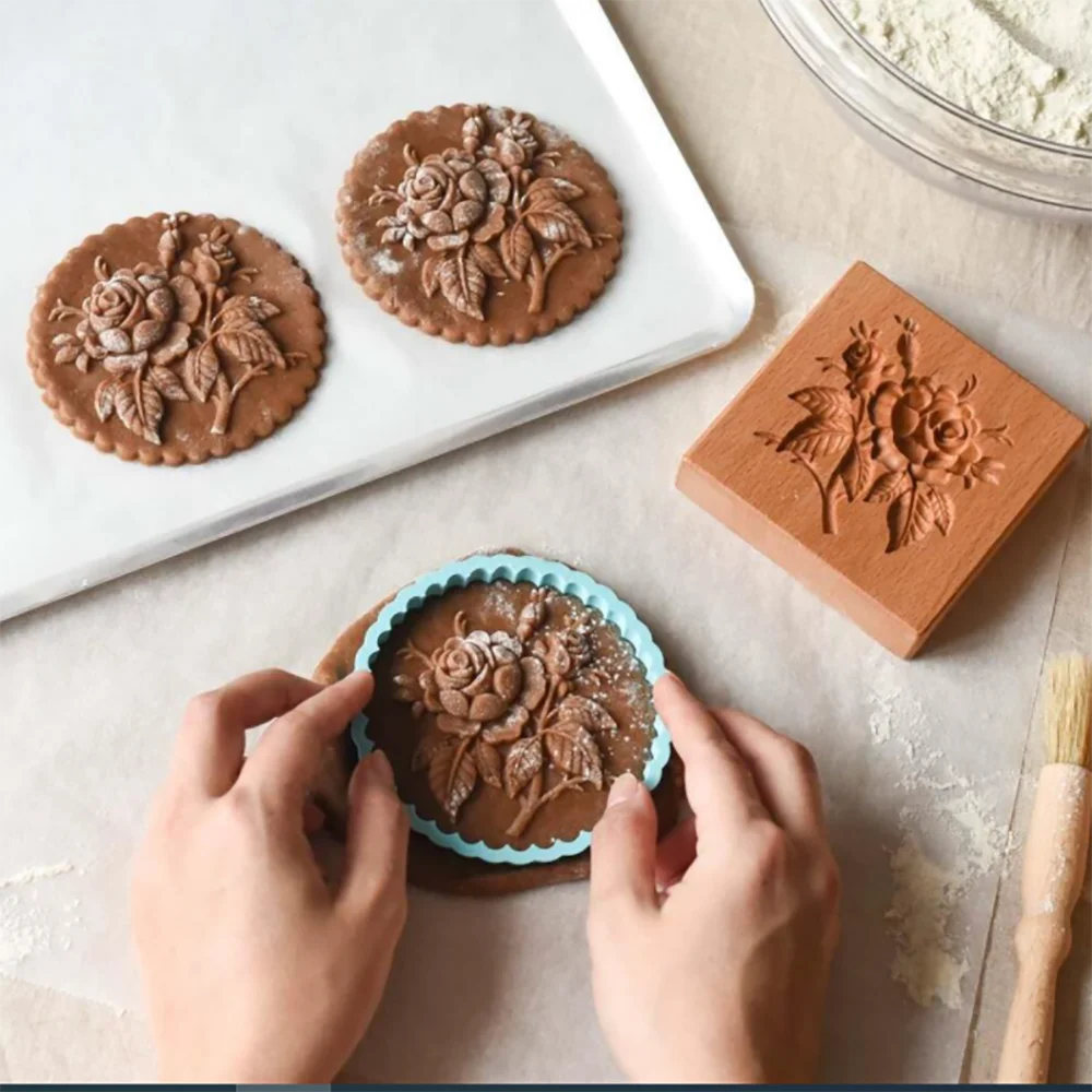 Purexcellent&trade; Exquisite flower household wooden biscuit mold