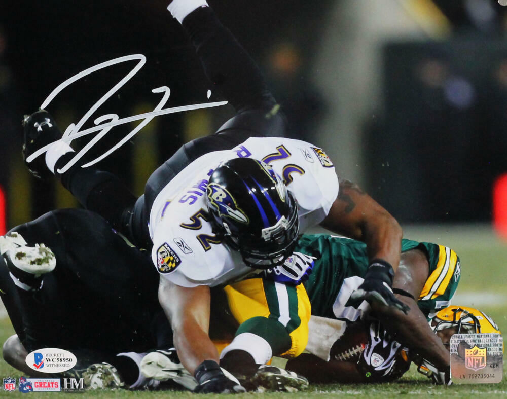 Ray Lewis Signed Ravens 8x10 HM Tackle Vs Packers Photo Poster painting - Beckett W Auth *White