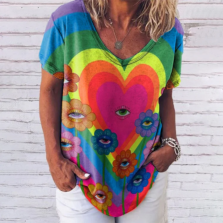 Wearshes Hippie Eye Flower Heart Print Short Sleeve T-Shirt