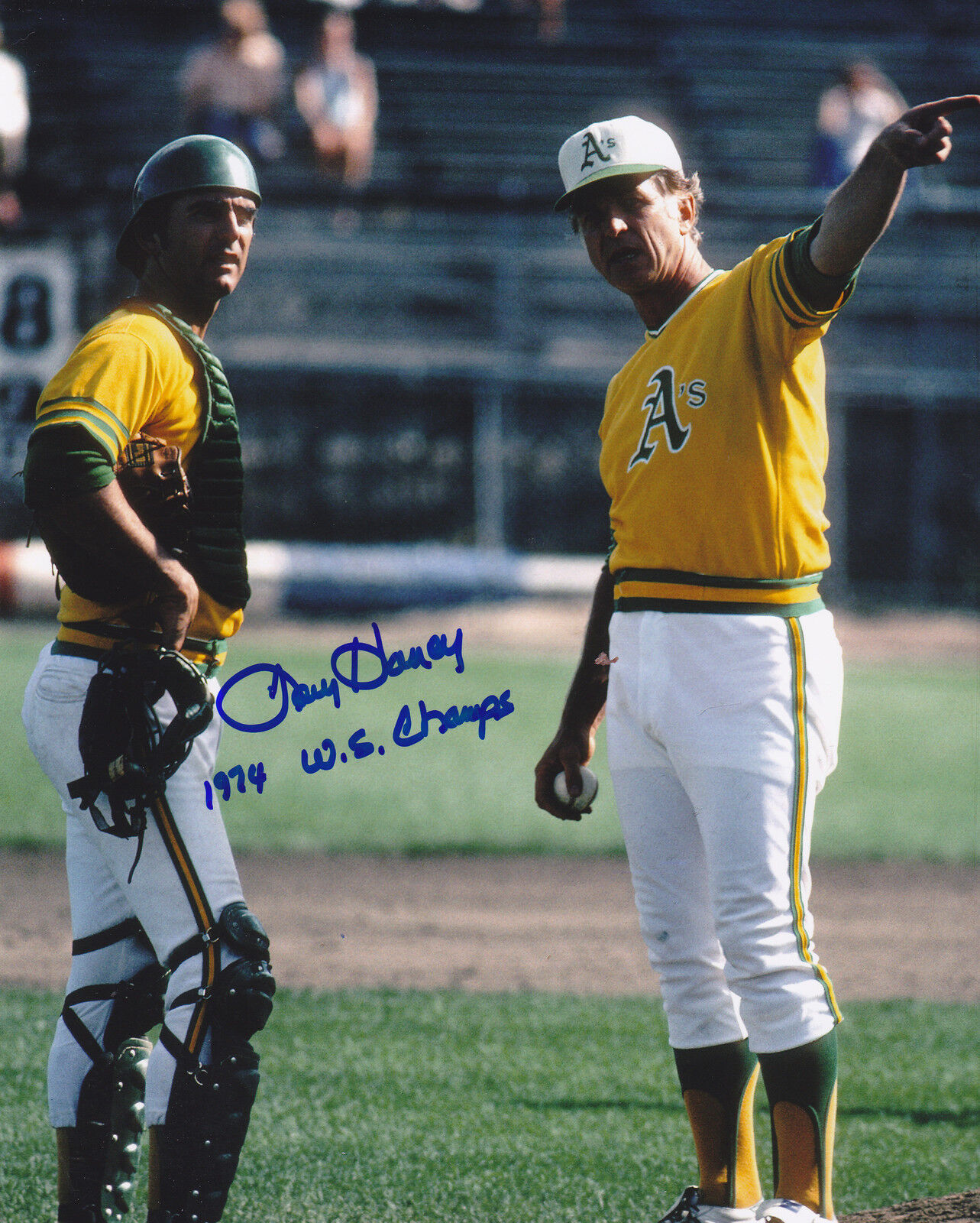 LARRY HANEY OAKLAND A'S 1974 WS CHAMPS ACTION SIGNED 8x10