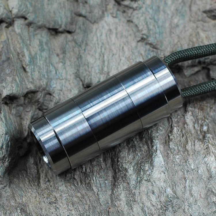 Double Ended Capsule
