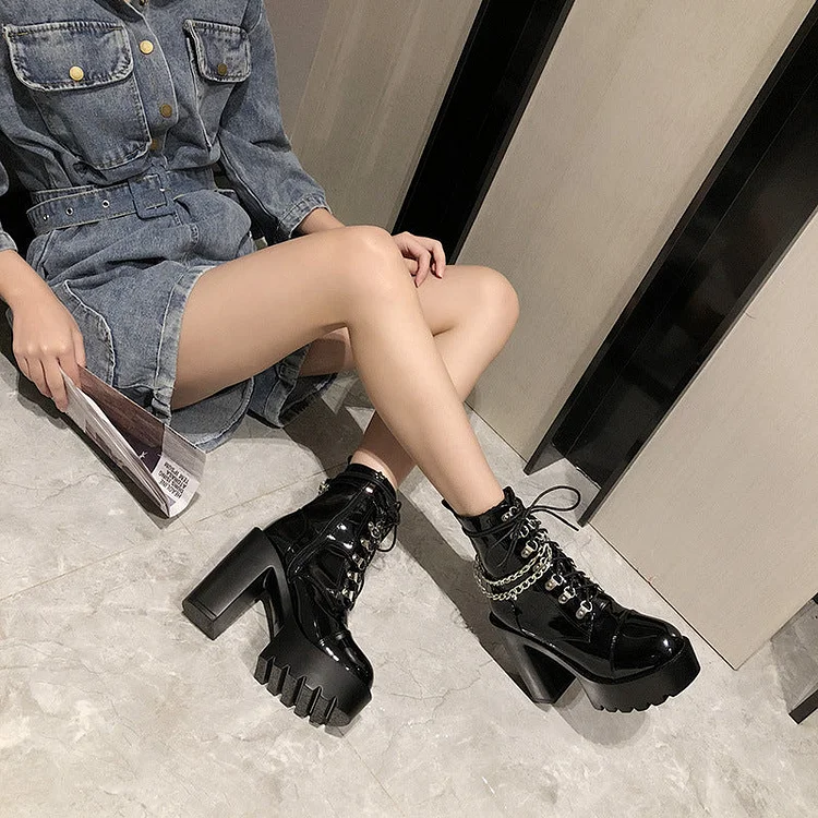 Chains Platform Boots