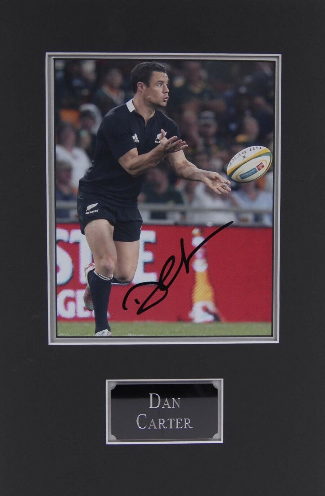 Dan CARTER Signed & Mounted 10x8 Photo Poster painting 1 AFTAL COA New Zealand All Blacks Rugby