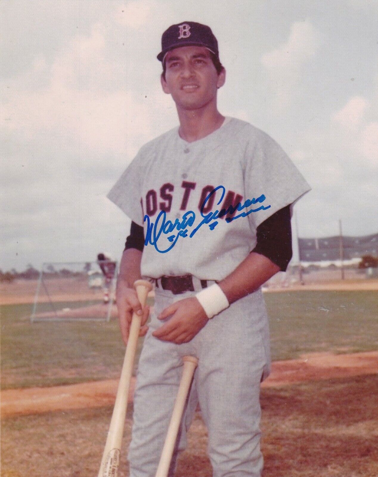 MARIO GUERRERO BOSTON RED SOX ACTION SIGNED 8x10