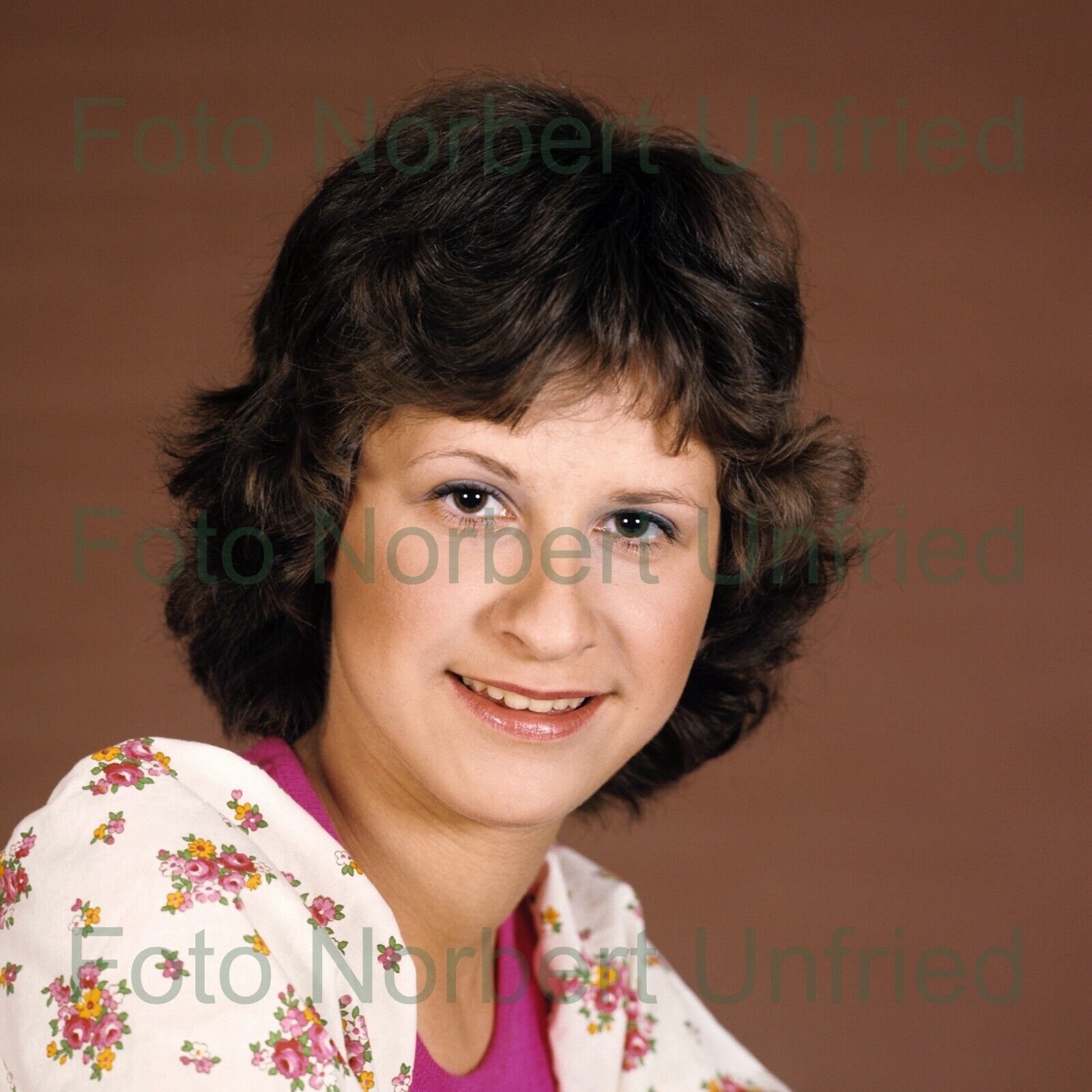 Beate Z?ller - Photo Poster painting 13 X 13 CM (Picture 62