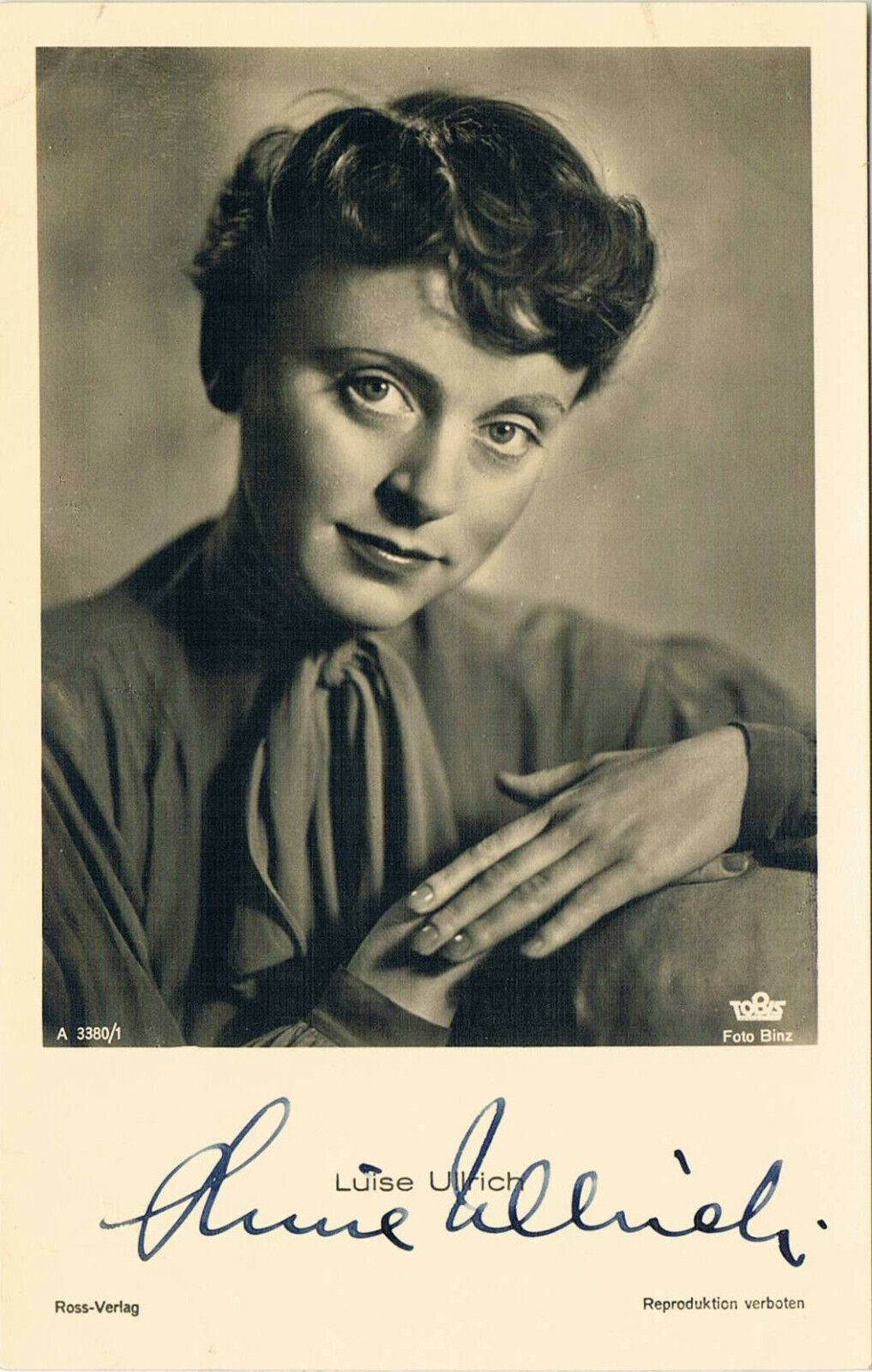 Luise Ullrich 1910-85 autograph signed postcard Photo Poster painting 3.5x5.5