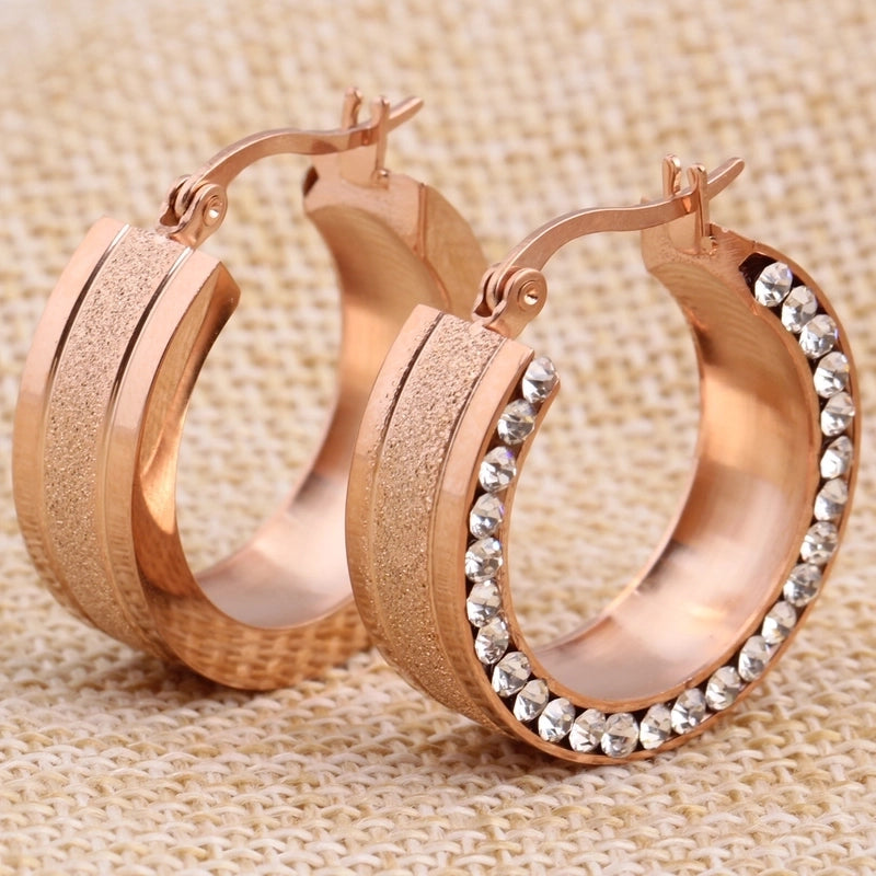 Fashion Round Titanium Steel Plating Rhinestones Earrings 1 Pair