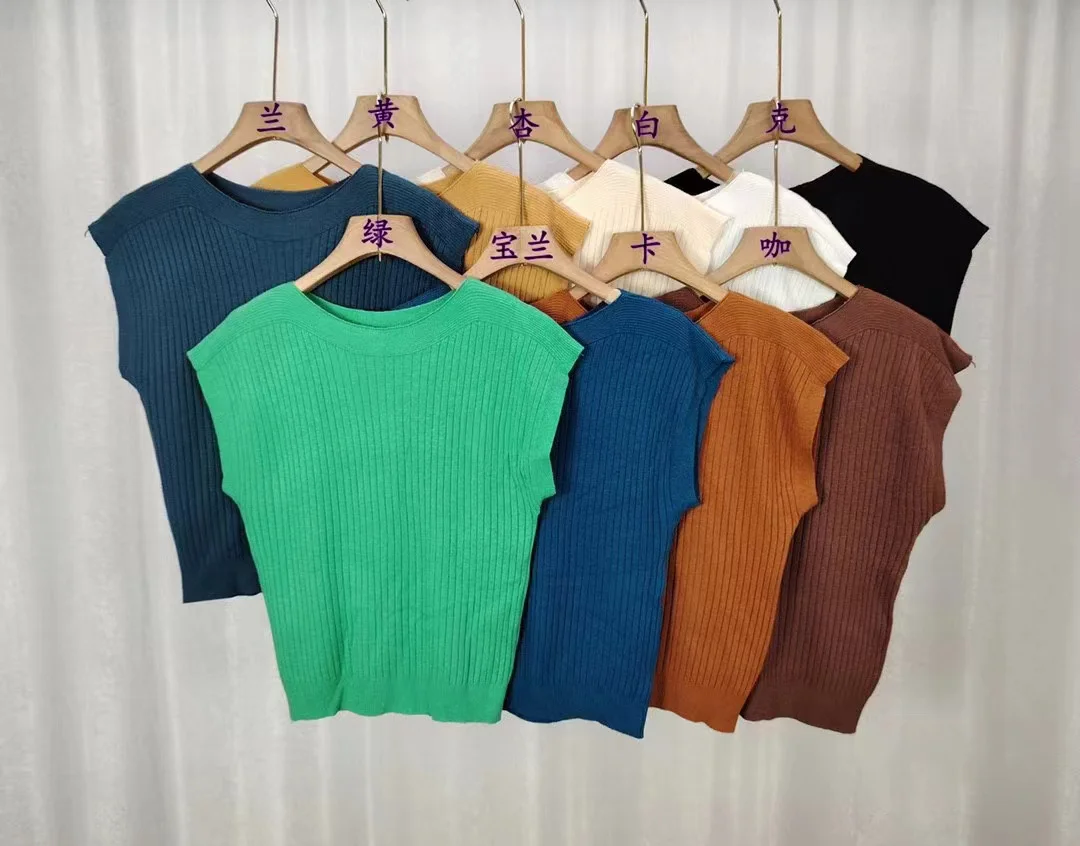 Uveng Uveng Temperament Bat Sleeve Short-Sleeved T-Shirt For Women's 2024 Summer Wear New Black Ice Silk Knitted Shirt Loose Word Collar Top