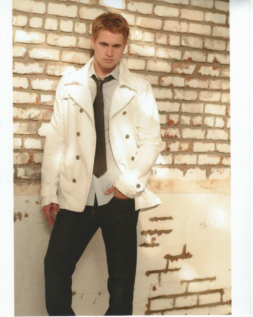 Randy Wayne 8x10 Picture Simply Stunning Photo Poster painting Gorgeous Celebrity #1