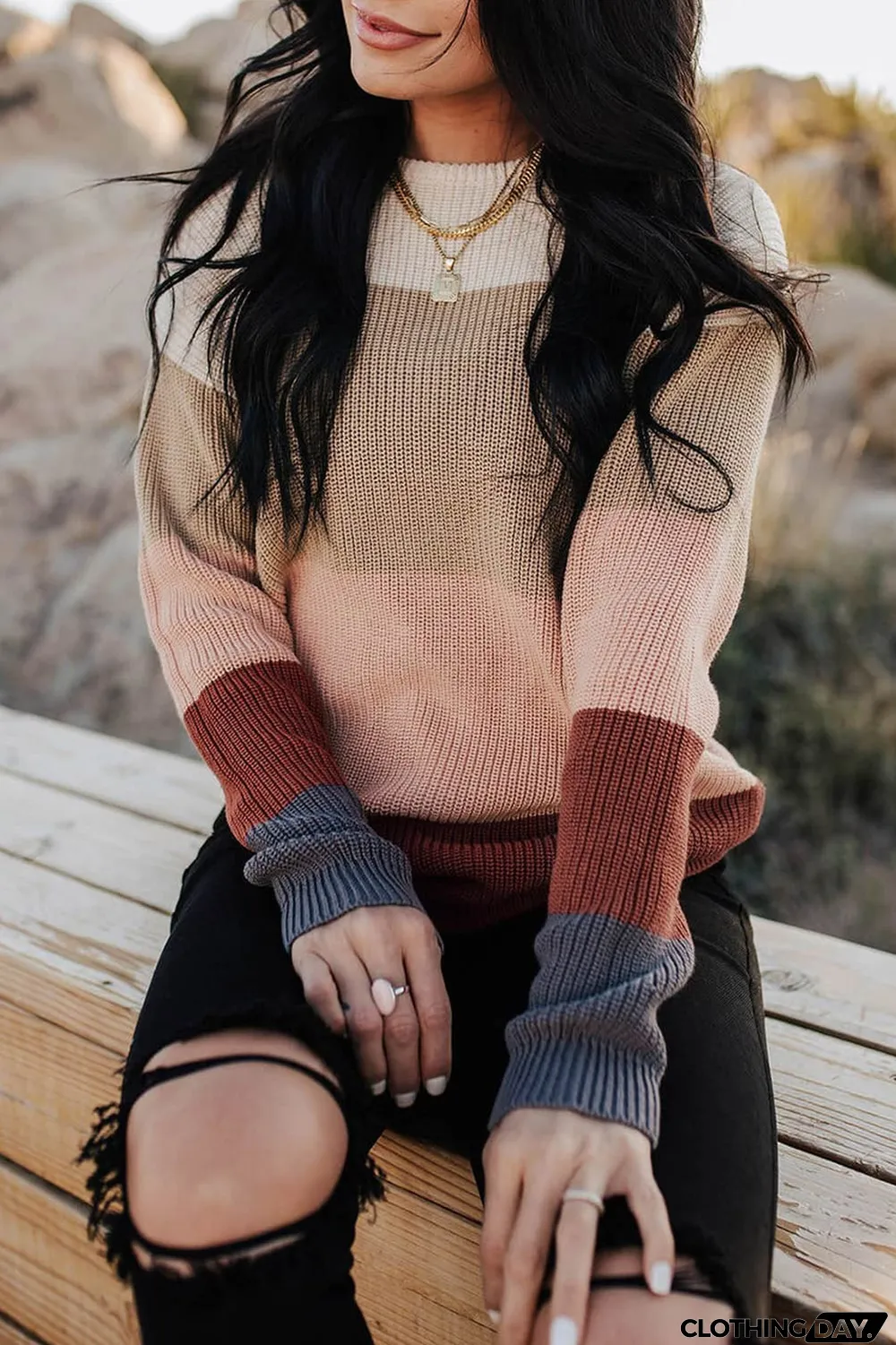 Khaki Color Block Knitted O-neck Pullover Sweater
