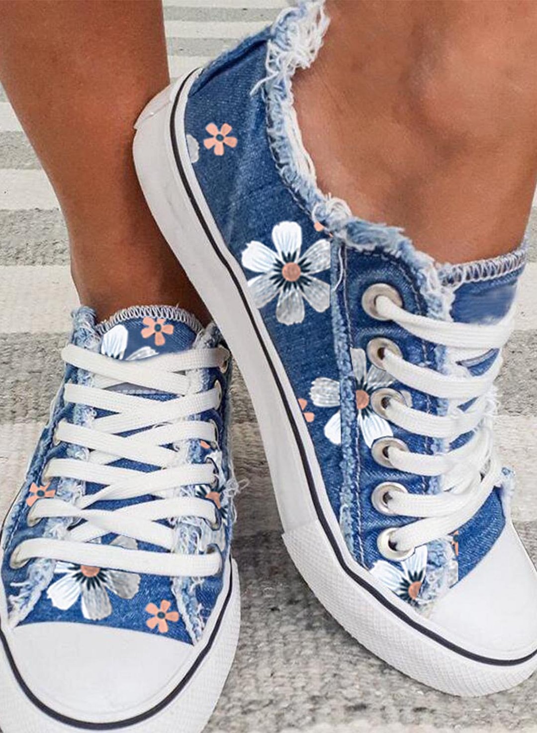 Women's Daisy Sky Blue Denim Sneakers Floral Laceup Canvas Sneakers