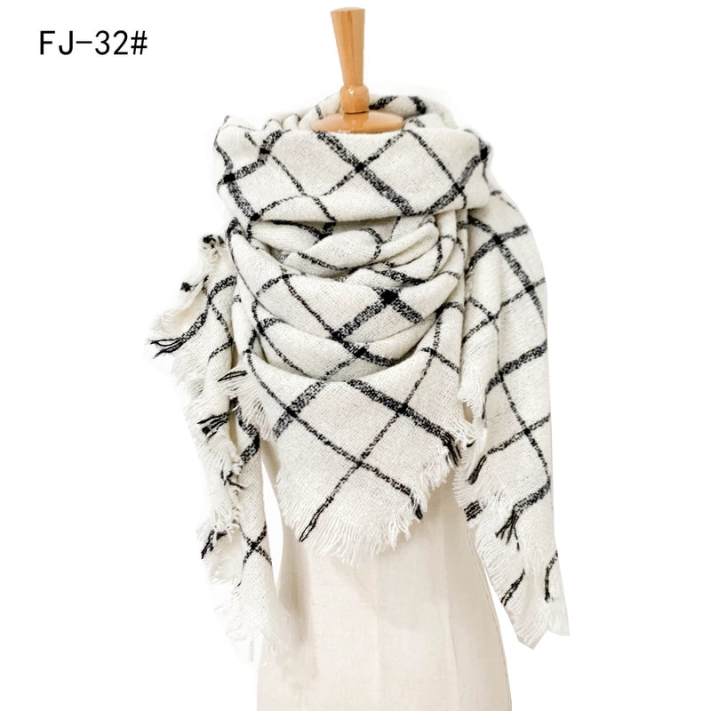 Hot Factory Direct Supply Autumn And Winter New Thickened Warm Circle Yarn Bristle Plaid Square Scarf For Women