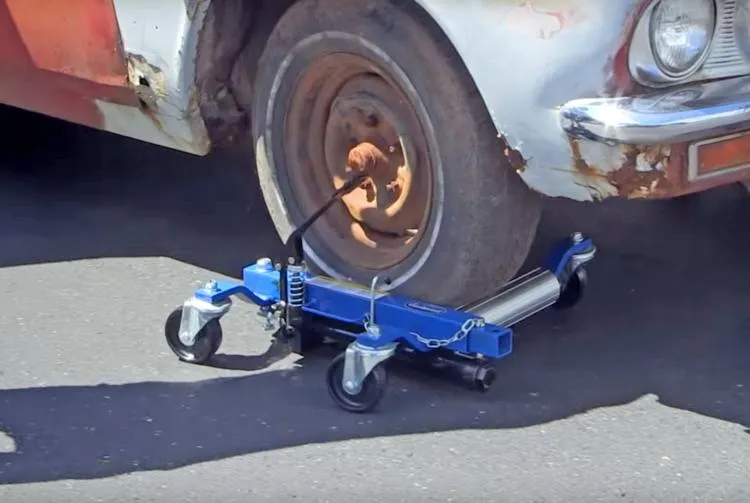 Hydraulic Car Dolly Lets You Move Your Car Around When Jacked Up - Rolling Car Jack Hydraulic Car Dolly Lets You Move Your Car Around When Jacked Up - Rolling Car Jack