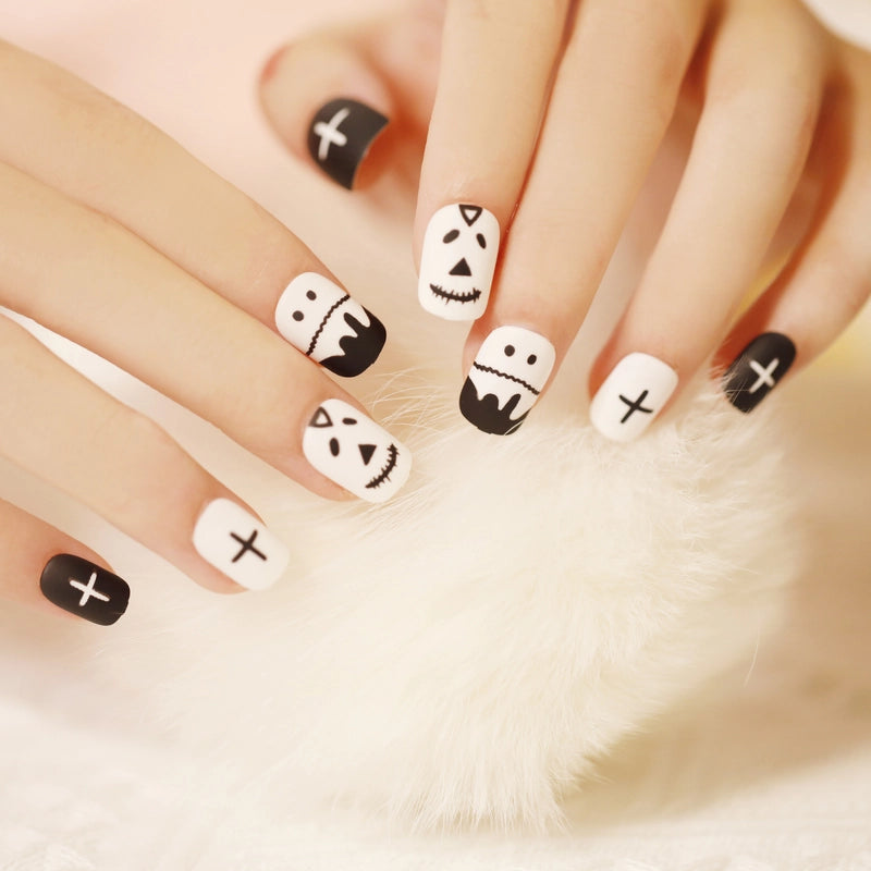 Halloween Cool Style Blood Stains Press-on Nails 1 Set