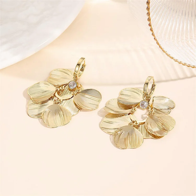 🍀Women’s Layered Leaf Hoop Dangle Earrings✨