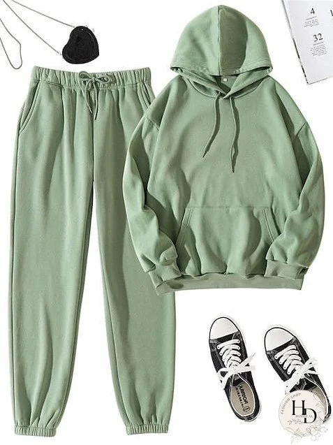 Stylish and Comfy Sweatsuit for Women