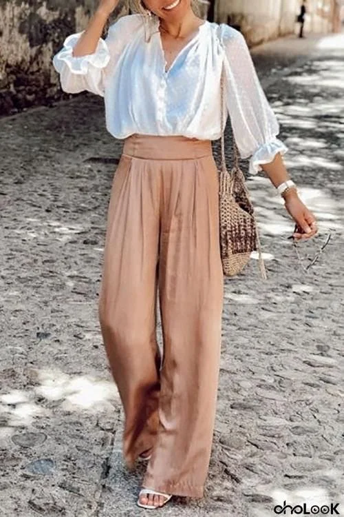 Take a look at this Mocha Palazzo Pants