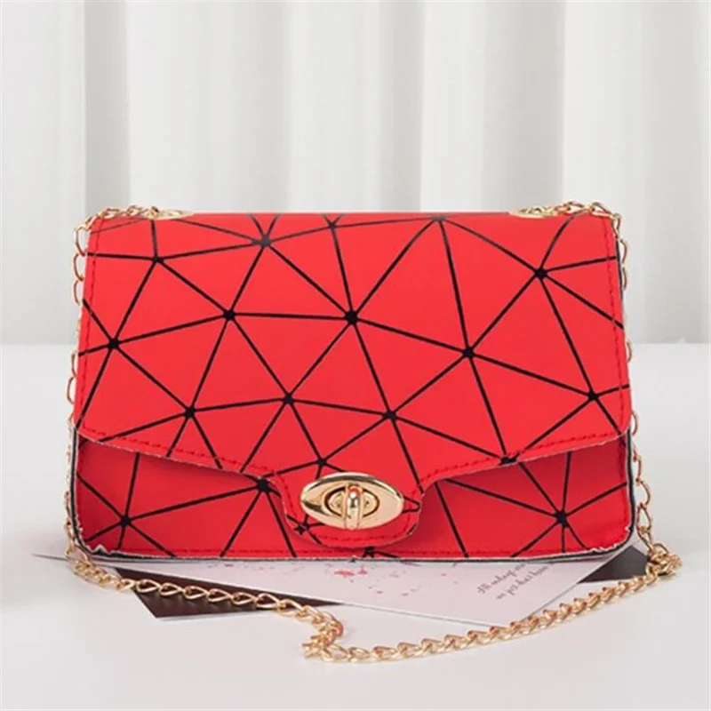 Red Black Fashion Casual Print Chains Messenger Bags | EGEMISS