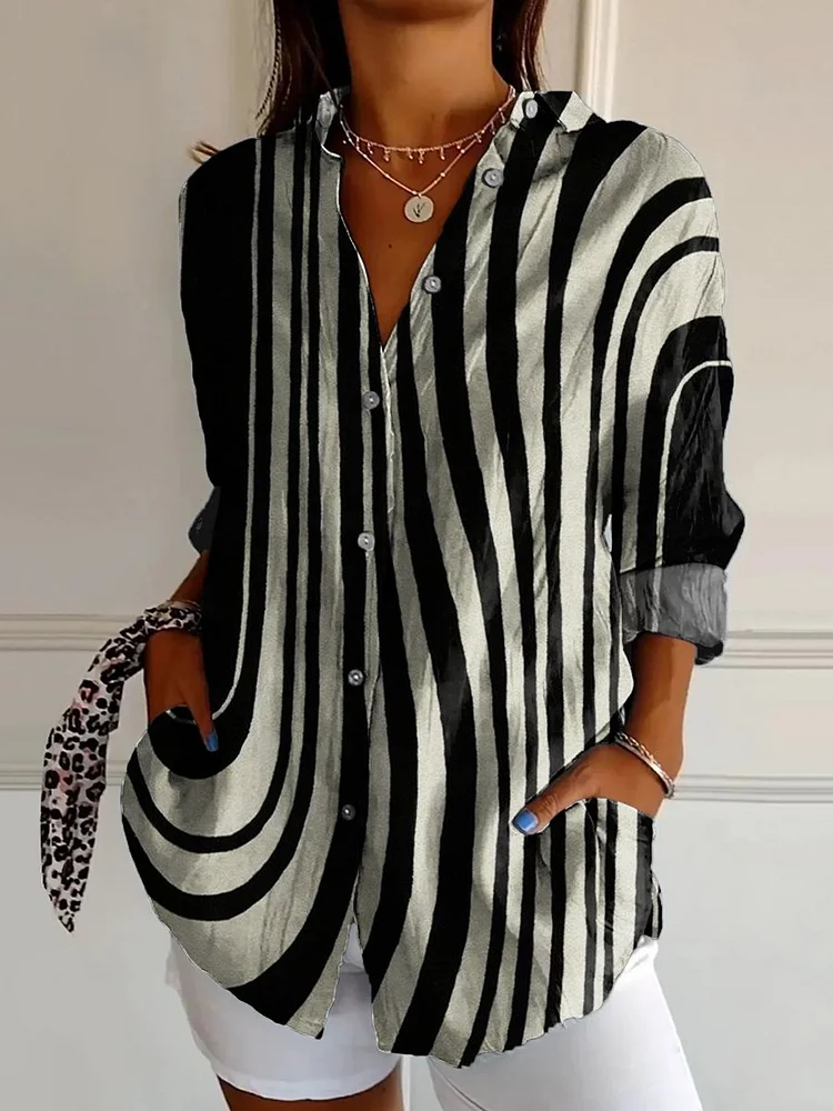 Women's Black and White Ripples Print Casual Cotton Shirt