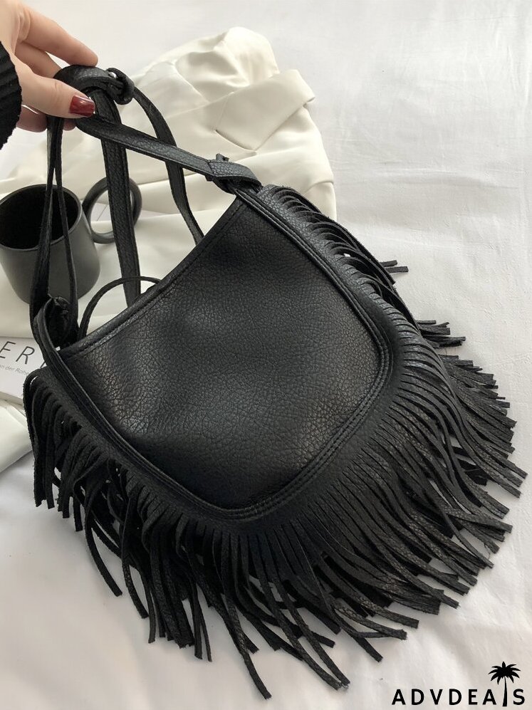 Fringe Decor Shoulder Bag
