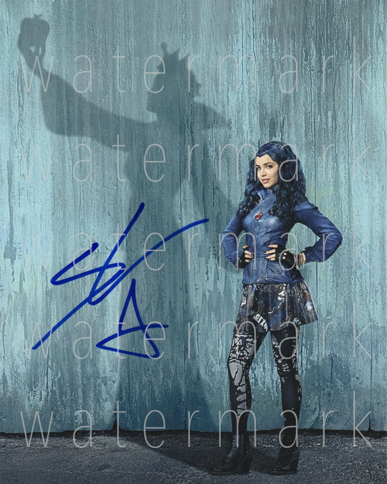 Descendants signed 8X10 inch print Photo Poster painting poster picture autograph RP