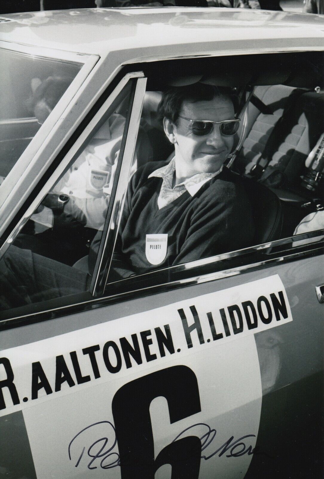 Rauno Aaltonen Hand Signed 12x8 Photo Poster painting - Rally Autograph 7.