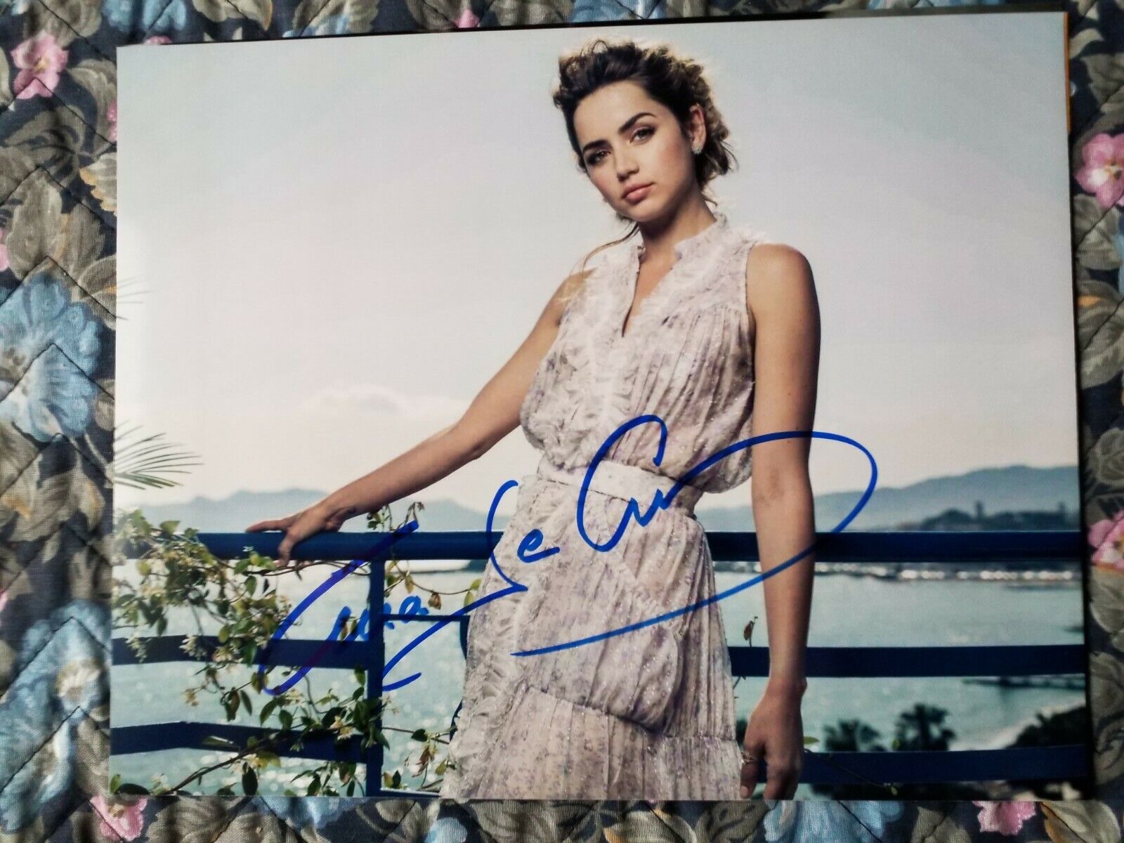 Autographed Ana De Armas Authentic Signed 8 x 10 Photo Poster painting Hot